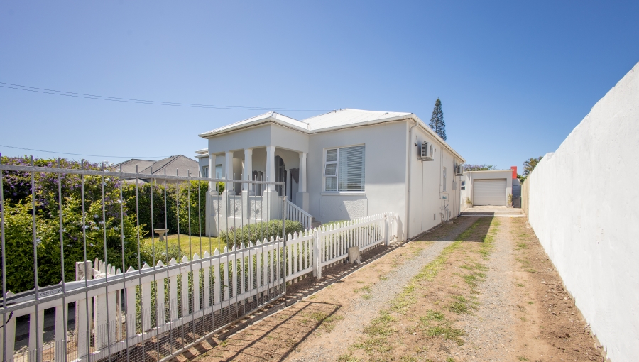 3 Bedroom Property for Sale in Berea Eastern Cape